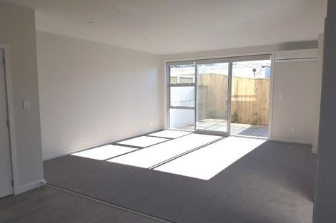 Photo of property in 1/32 Dr Taylor Terrace, Johnsonville, Wellington, 6037