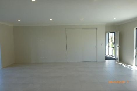 Photo of property in 32 Kaimanawa Road, Karaka, Papakura, 2113