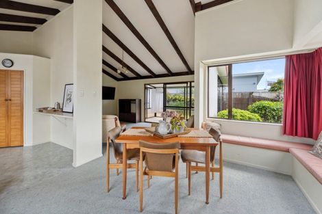 Photo of property in 155 Kennedy Road, Marewa, Napier, 4110