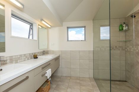 Photo of property in 500a Main North Road, Bay View, Napier, 4104