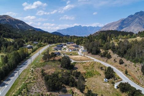 Photo of property in 17 Peregrine Falcon Road, Mount Creighton, Queenstown, 9371