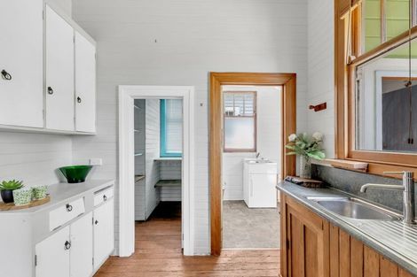 Photo of property in 11 Parau Street, Kaiti, Gisborne, 4010