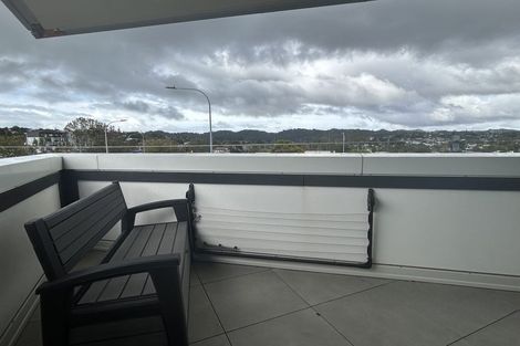 Photo of property in 105/6 Waikumete Road, Glen Eden, Auckland, 0602