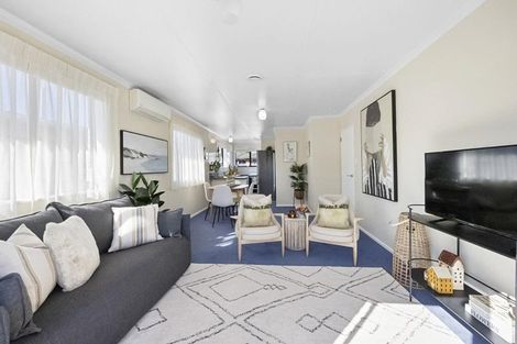 Photo of property in 19a Karamu Street, Strandon, New Plymouth, 4312
