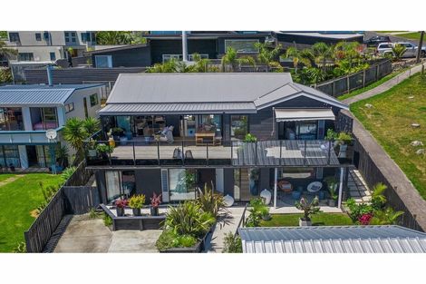 Photo of property in 82 Bay Street, Red Beach, 0932