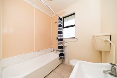 Photo of property in 57 Tararua Terrace, Cloverlea, Palmerston North, 4412