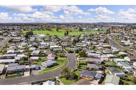 Photo of property in 8a Bradley Place, Nawton, Hamilton, 3200