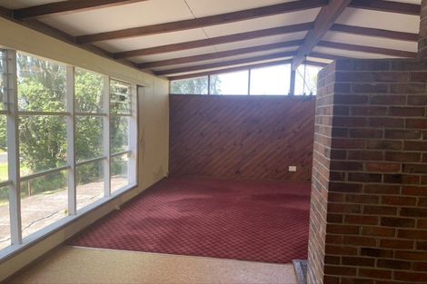 Photo of property in 6 Donovan Avenue, Massey, Auckland, 0614