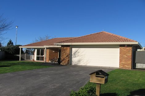 Photo of property in 17 Halcione Close, Flagstaff, Hamilton, 3210