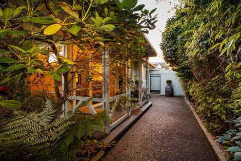 Photo of property in 98 Jickell Street, Hokowhitu, Palmerston North, 4410