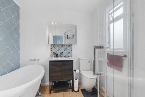 Photo of property in 7 Cutfield Street, Inglewood, 4330