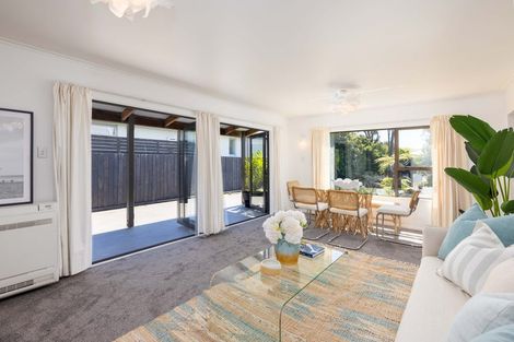 Photo of property in 21 Celia Street, Redcliffs, Christchurch, 8081