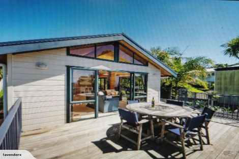 Photo of property in 5 Dunraven Place, Torbay, Auckland, 0630