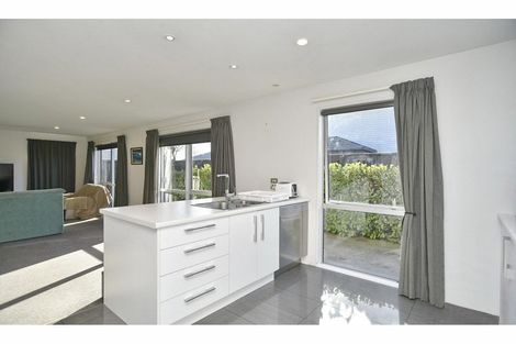 Photo of property in 10 Peak Crescent, Kaiapoi, 7630