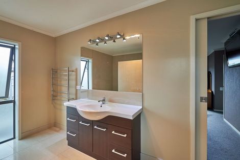 Photo of property in 27 Rodeo Drive, Kelvin Grove, Palmerston North, 4414