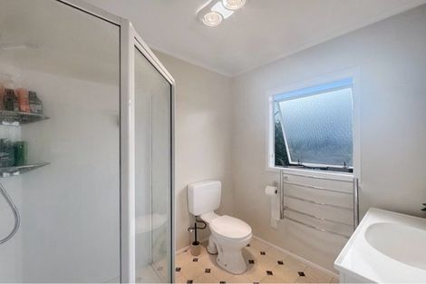 Photo of property in 8c Kupe Drive, Carterton, 5713