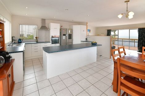 Photo of property in 483 Whangaparaoa Road, Stanmore Bay, Whangaparaoa, 0932