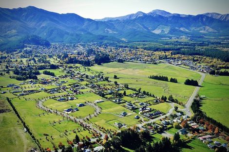 Photo of property in 8 Ewen Place, Hanmer Springs, 7334