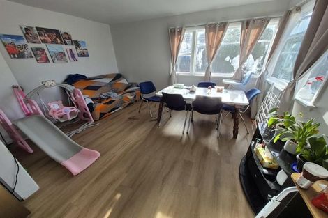 Photo of property in 72 Main North Road, Papanui, Christchurch, 8052