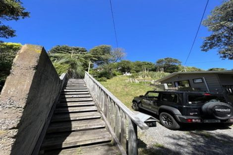 Photo of property in 14 Te Pari Pari Road, Pukerua Bay, 5026