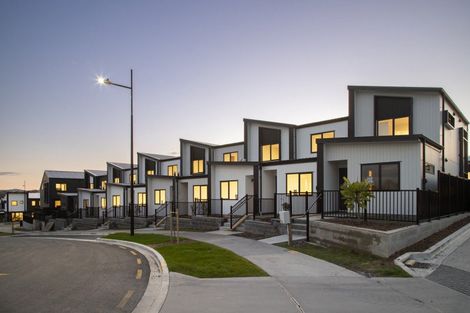 Photo of property in 4b Scott Road, Stanmore Bay, Whangaparaoa, 0932