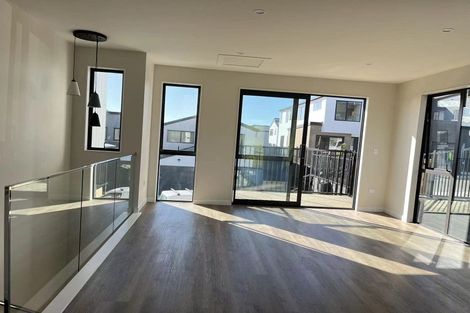 Photo of property in 31 Kapehu Road, Silverdale, 0932