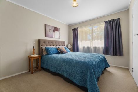 Photo of property in 2 Sheridan Crescent, Leamington, Cambridge, 3432