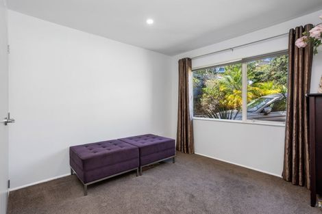 Photo of property in 218 Greenhithe Road, Greenhithe, Auckland, 0632