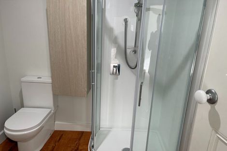 Photo of property in Newman Court Apartments, 2 Newman Terrace, Thorndon, Wellington, 6011