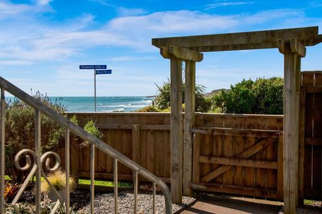 Photo of property in 1 Tiromoana Crescent, Bell Block, New Plymouth, 4312