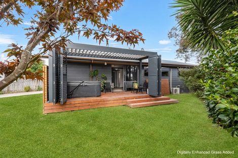 Photo of property in 53 Puriri Crescent, Edgecumbe, 3120