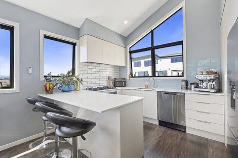 Photo of property in 3 Skysail Lane, Whitby, Porirua, 5024