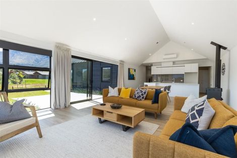 Photo of property in 9 Mcadam Drive, Jacks Point, Queenstown, 9371