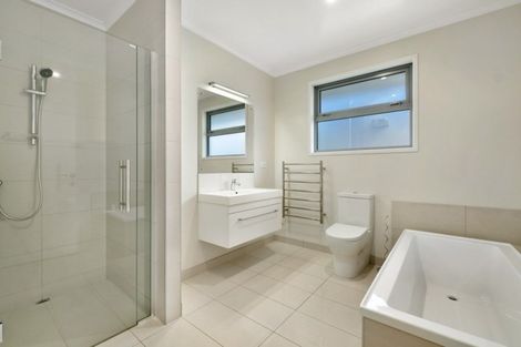 Photo of property in 4 Avalanche Place, Wanaka, 9305