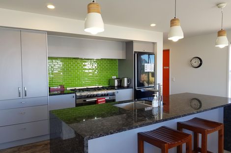 Photo of property in 5 Rankin Rise, Lake Tekapo, 7999