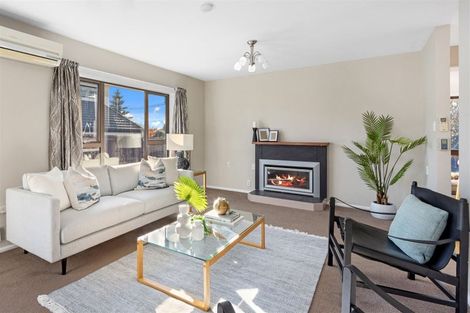 Photo of property in 39 Woodbury Street, Avonhead, Christchurch, 8042