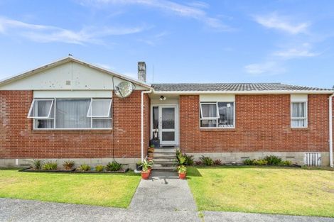 Photo of property in 15 Rakatau Place, Ruakaka, 0116