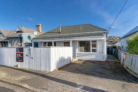 Photo of property in 68 Loyalty Street, Forbury, Dunedin, 9012