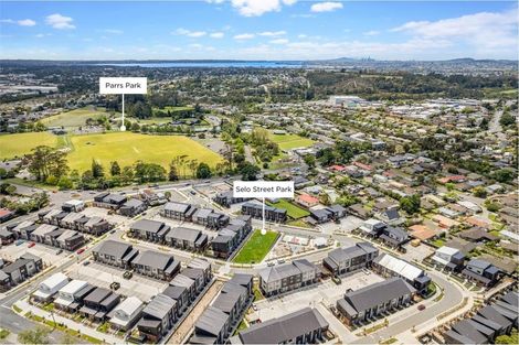 Photo of property in 363 Glengarry Road, Glen Eden, Auckland, 0602