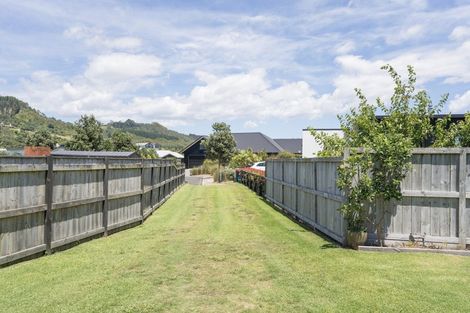 Photo of property in 8 Voyager Place, Cooks Beach, Whitianga, 3591