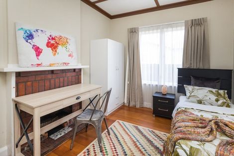 Photo of property in 60 Haydon Street, Roslyn, Palmerston North, 4414