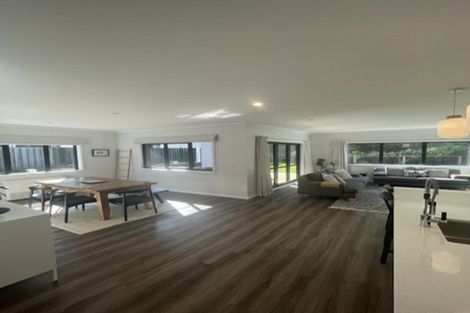 Photo of property in 116 Silverstream Road, Crofton Downs, Wellington, 6035