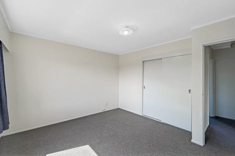 Photo of property in 2/11 Eastwood Rise, Browns Bay, Auckland, 0630