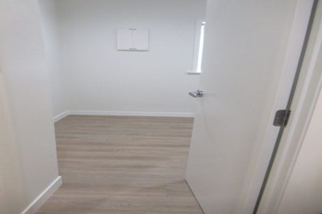 Photo of property in 2 Nikau Street, New Lynn, Auckland, 0600