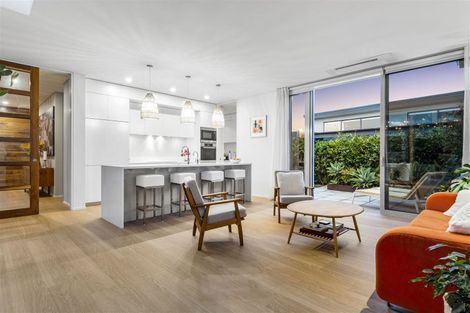 Photo of property in 534 Gloucester Road, Papamoa Beach, Papamoa, 3118