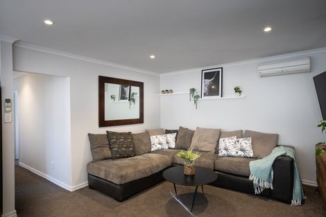 Photo of property in 2/9 Stacey Place, Woolston, Christchurch, 8062