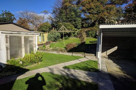 Photo of property in 6 Moheke Avenue, Roslyn, Palmerston North, 4414