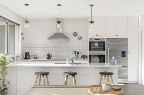 Photo of property in 2 Hortons Way, Cromwell, 9310