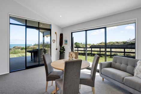 Photo of property in 288 Tai Road, Opunake, 4681