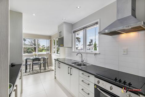 Photo of property in 9 Chisholm Place, Mangere East, Auckland, 2024
